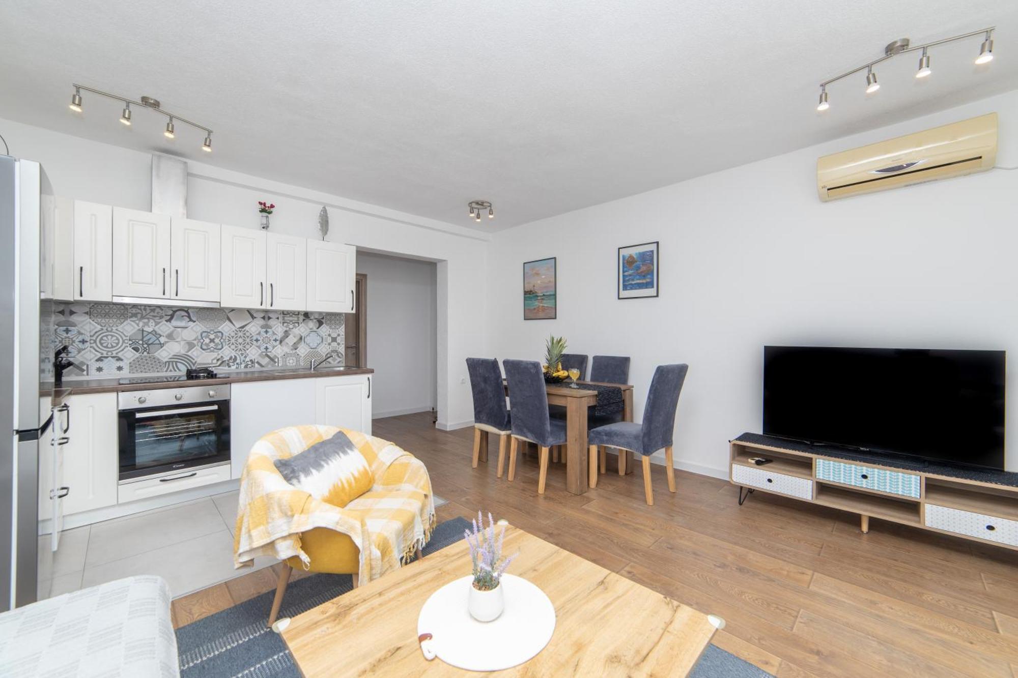Apartments Ferdo Živogošće エクステリア 写真